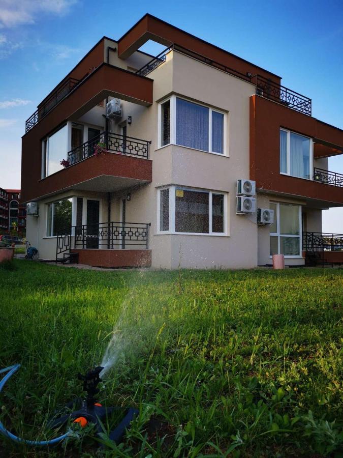 Niko'S Apartments Deluxe Νεσέμπαρ Εξωτερικό φωτογραφία