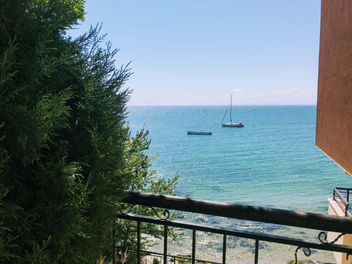 Niko'S Apartments Deluxe Νεσέμπαρ Εξωτερικό φωτογραφία